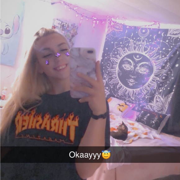 Meet your Posher, Mariah - Picture 2 of 2